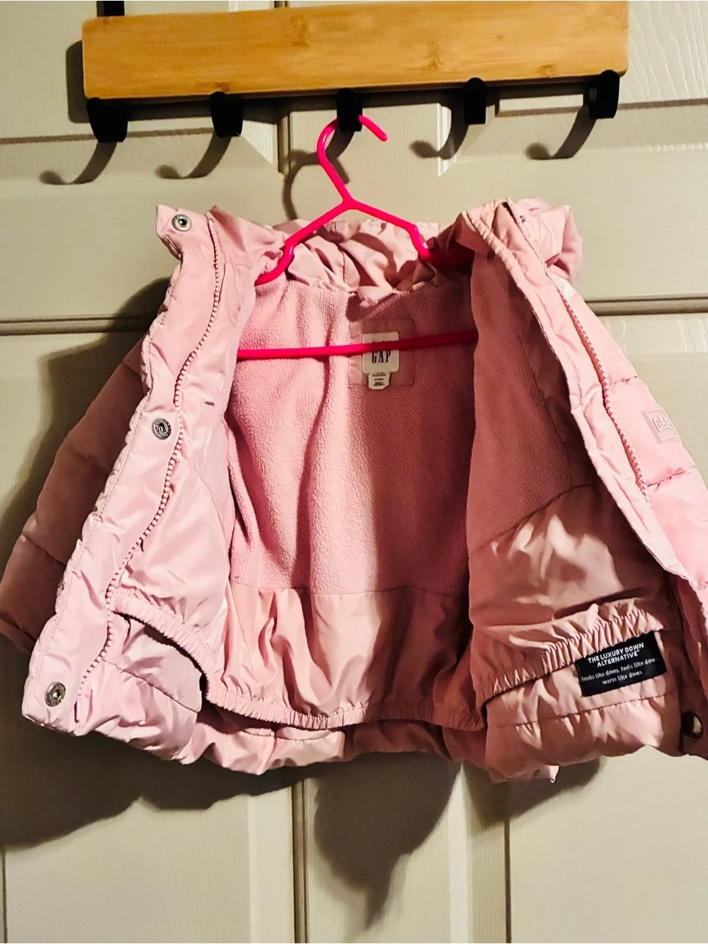 GAP Baby Toddler Girl Pink Puffer Coat Jacket with Hood. 18-24M. Fall. Winter.